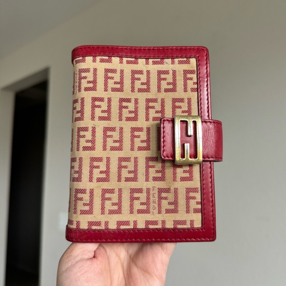 SOLD ❌ Extremely Rare Fendi Agenda Passport Holder Wallet Red and Beige Zucca